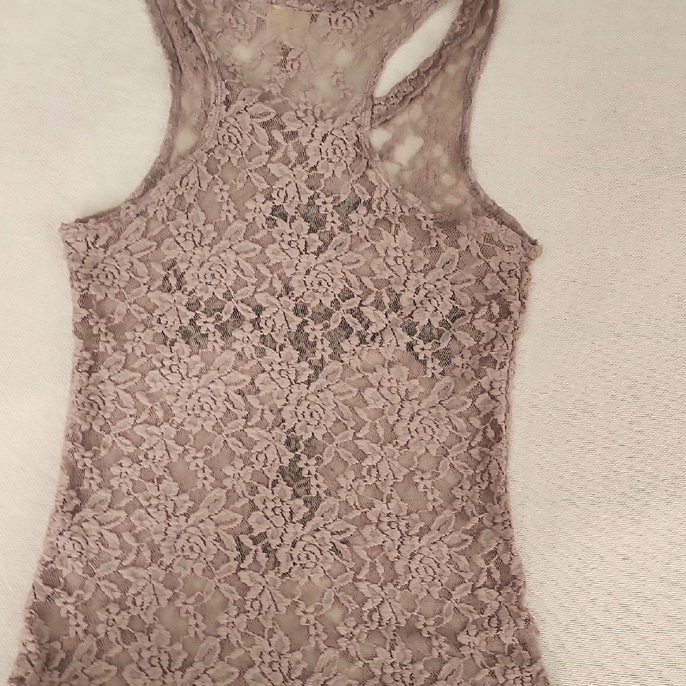 Daytrip Lace Tank Top with Black Cross - Picture 6 of 7